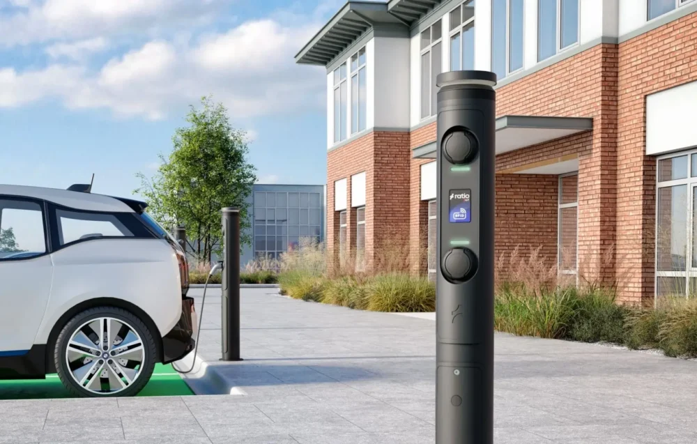 Ratio IO7 laadstations bij publieke locatie