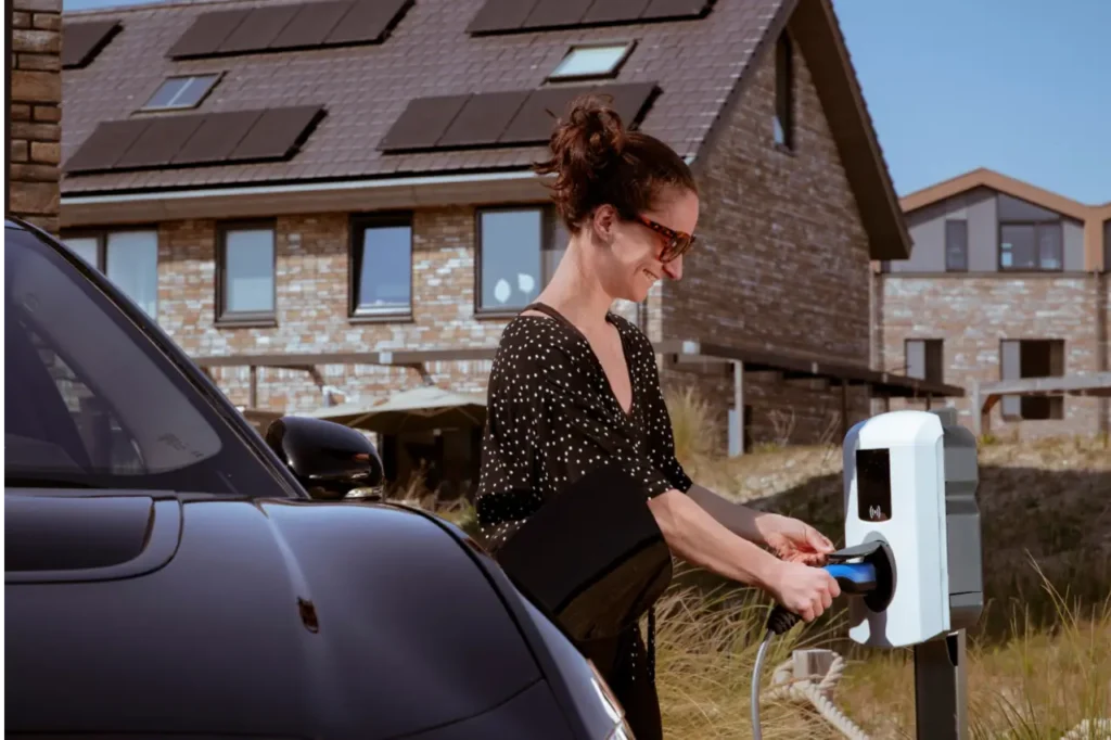 Laden met zonnepanelen met de alfen single pro line